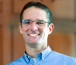 Eric Lesh Joins First Community Bank 