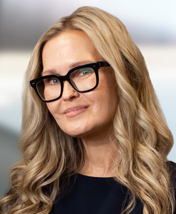 Mindy Hindmarsh | SVP/Mortgage Loan Originator
